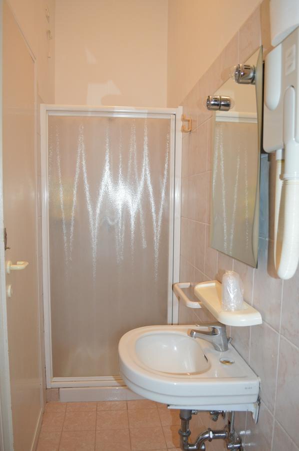 Casa Per Ferie Oasi San Giuseppe Hotel Roma Ngoại thất bức ảnh